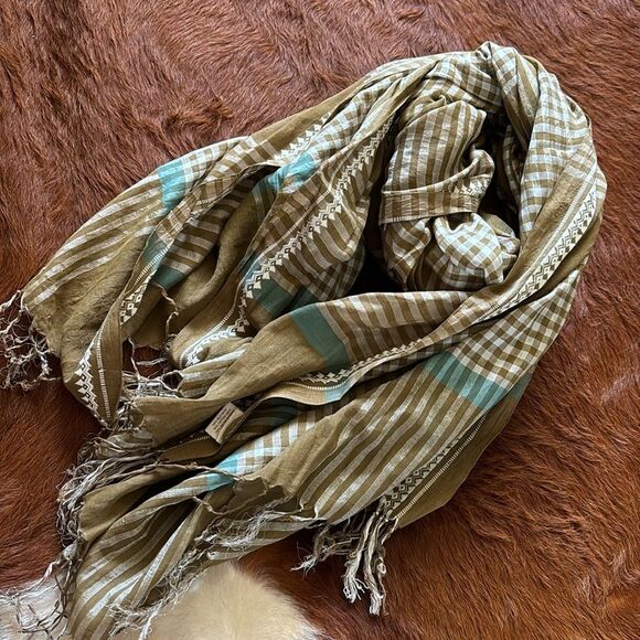 Matta NY Dupatta Silk Cotton Scarf Pareo Wrap Tassels Shawl / new no tags - Picture 7 of 9